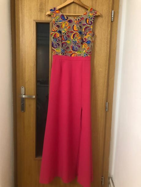 Predám dámske spoločenské šaty, s