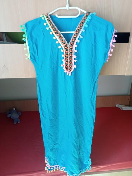 Plážové šaty, 164