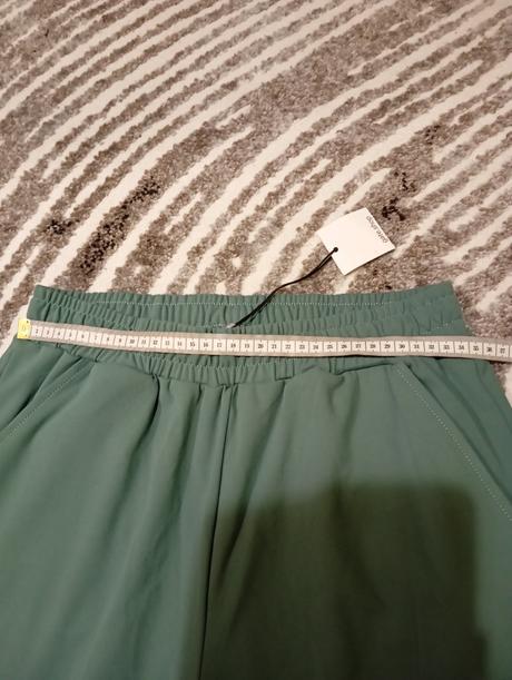 Dámske tepláky 38, 38