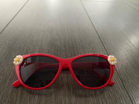 Dievčenské slnečné okuliare,