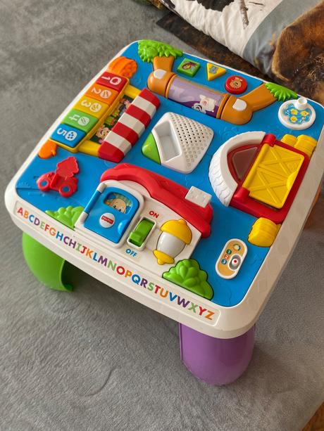 Hrací stolík fisher price, 