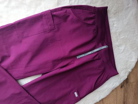 Dámska zdravotnícka súprava, m