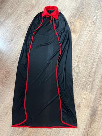 Plášť pre draculu/upíra, 