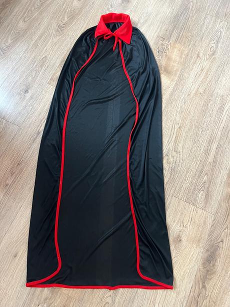 Plášť pre draculu/upíra, 