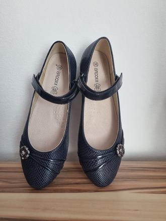 Topánky pre dievča, 36