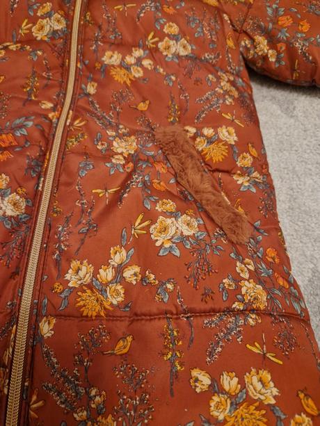 Zimny overal kvety, next,122