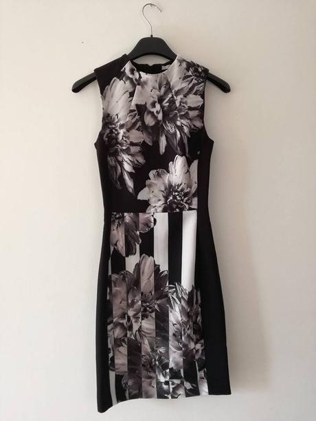 Krásne kvetované šaty, h&m,32