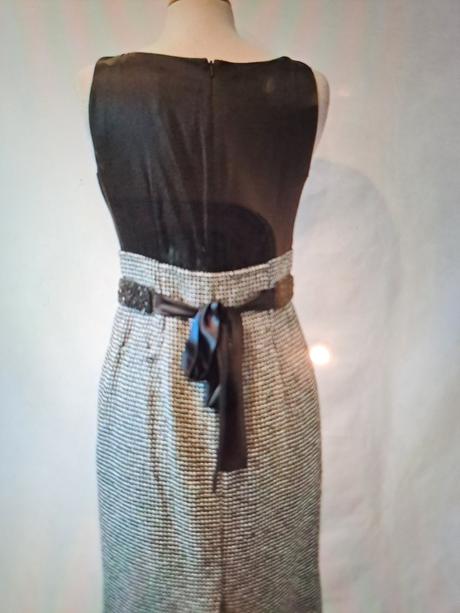 Zaujímavé  vlnené vintage šaty s bolerkom, 38