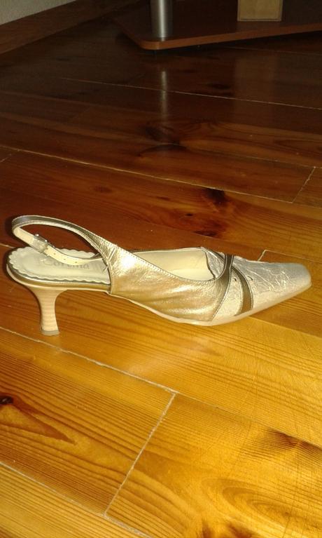 Zlaté lodičky/sandálky, 39