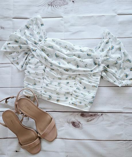 Pekná crop blúzka, s