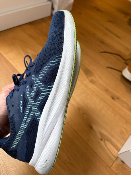 Bezecke tenisky, asics,38