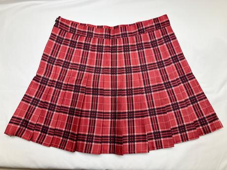 Dámska červená károvaná sukňa s kraťasmi, m