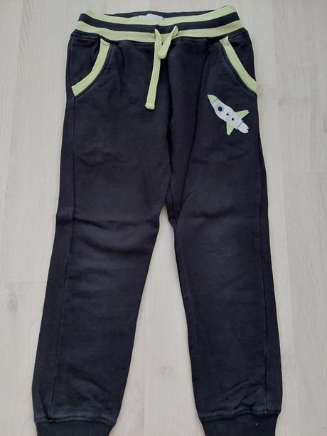 Tepláky č.116, 116