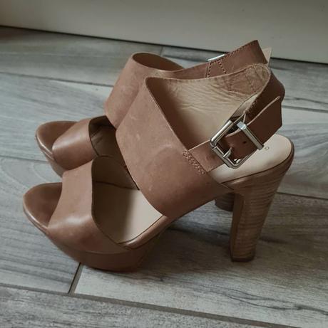 Kožené sandále, 37