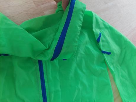 Bunda do dažďa, 146