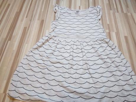 Šaty s trblietkami a vlnkami, h&m,110