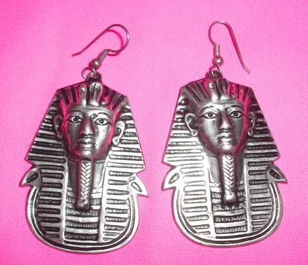 Egyptske nausnicky vacsie,