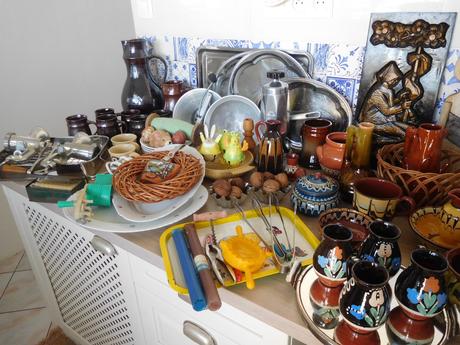 Smalt, keramika, prútené,mlynčeky,,