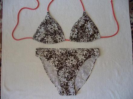 Dvojdielne plavky, 38