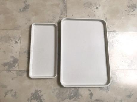 Plastové podnosy/tácky 2 ks,