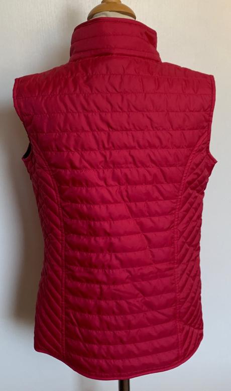 Fouganza bordová športová vesta, decathlon,152