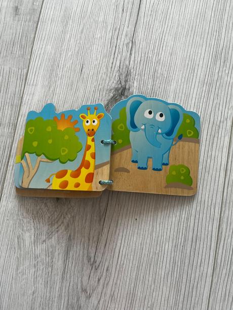 Hape baby knižka divočina, 