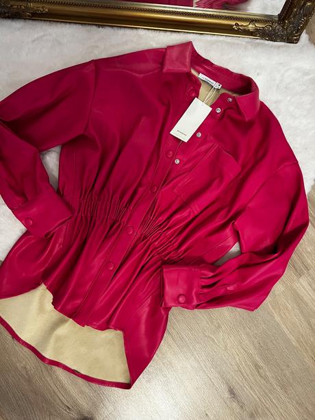 Košela, reserved,xs