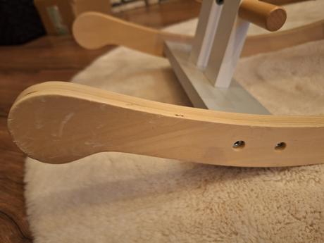 Hojdací koník goki,