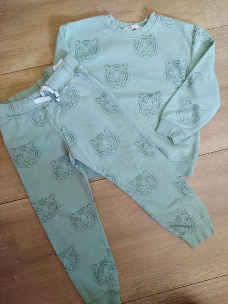 Teplakova suprava, h&m,110