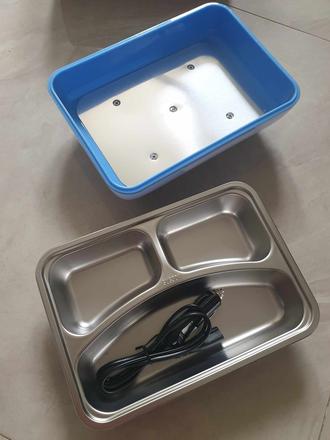 Elektrický box na ohrev jedla v aute,