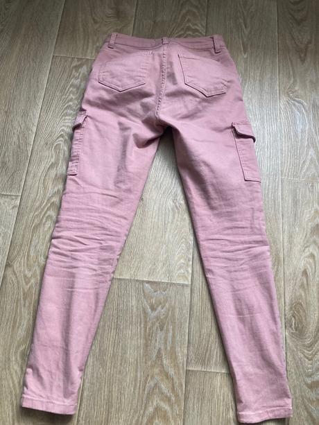 Nohavice, bershka,32