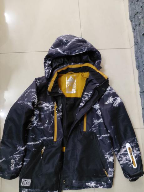 Predam značkovú bundu, 152