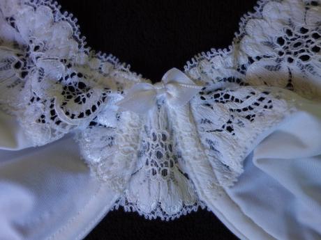 Podprsenka triumph minimizer, veľ. 75c, triumph,75c