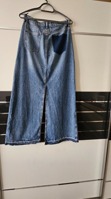 Riflová sukňa, bershka,m