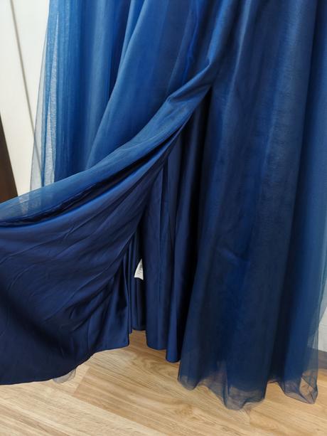 Slávnostné šaty mascara, l