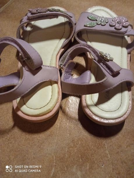 Sandálky, graceland,31