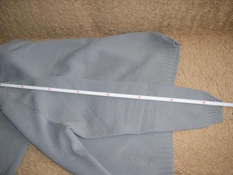 1221. pulóver do v, xl