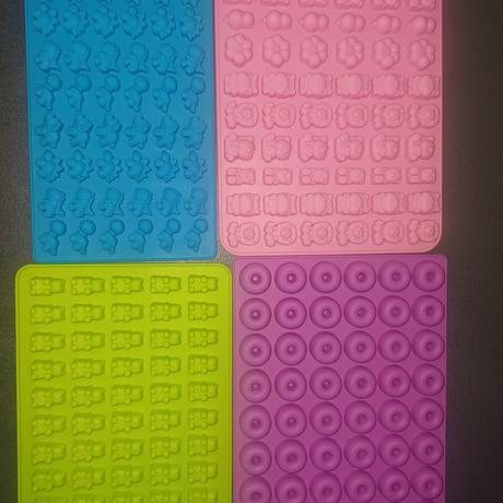 Formičky na želé medvedíky,