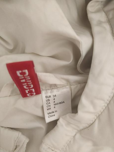 Prechodná bunda, 152