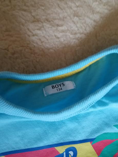 2 x tyrkysové tricka, boys,128