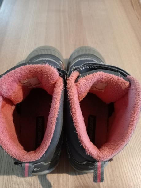 Kvalitné topanky na zimu na širšiu nôžku, 35