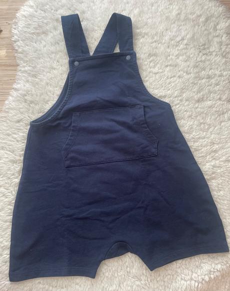 Tmavomodre trakove kratasy h&m, h&m,104
