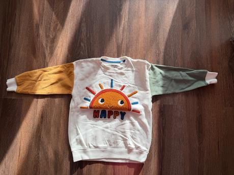 Mikina so slniečkom, next,116