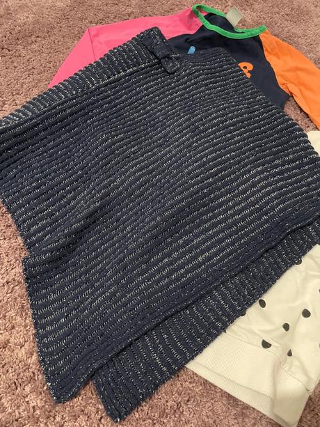 Pončo, tričko, mikina spolu, 110