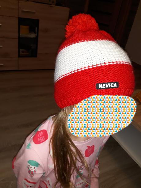 Čiapka na zimu nevica, 
