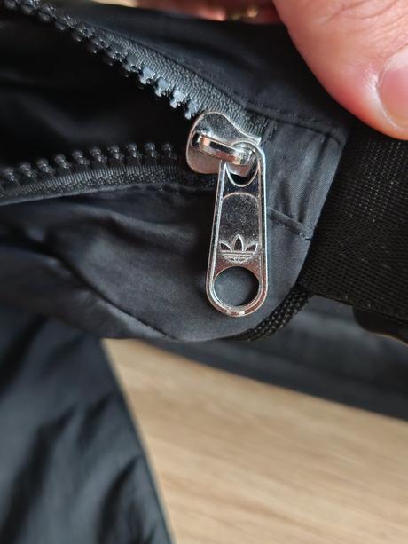 Väčšia adidas taška cez rameno, adidas
