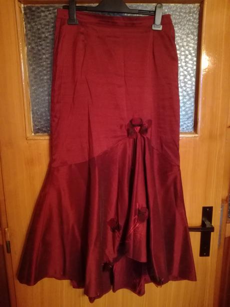 Cervene saty 3v1, 42