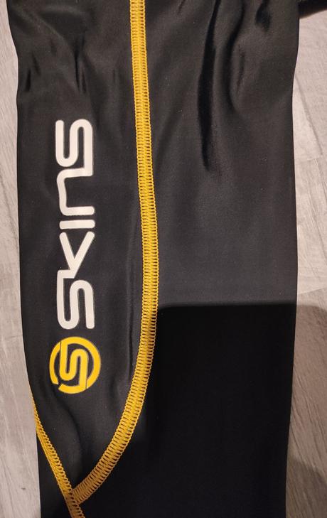 Kompresné legíny skins 134/140 xs, 134