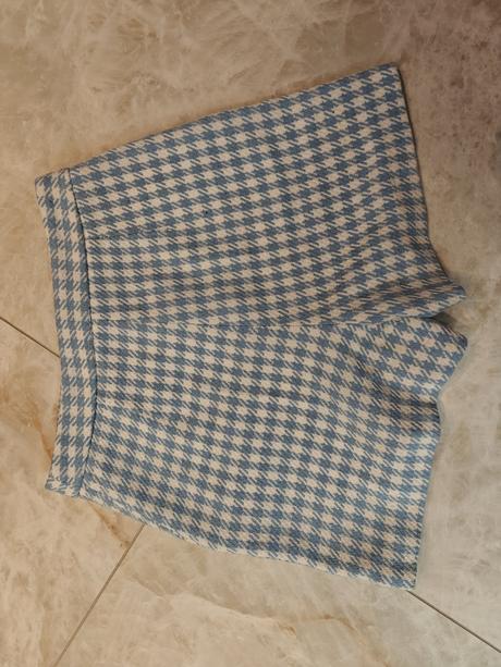 Zara elegantné krátke nohavice, zara,s