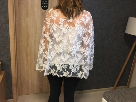 Hackovany prehoz k šatám, 